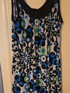 Sleeveless Patterned Blouse in Blue, Black & Green